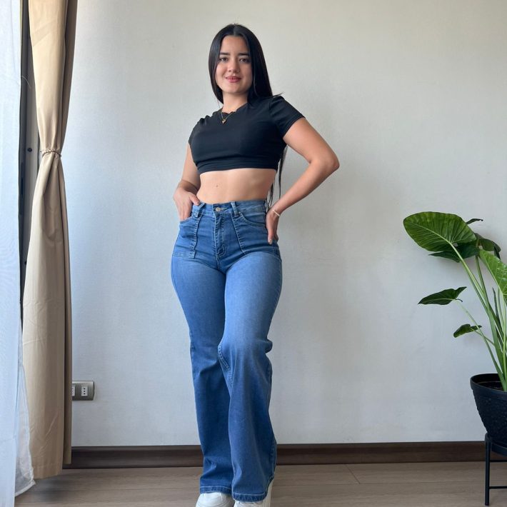 Wed Leg celeste focalizado